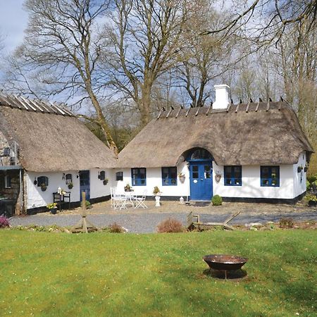 Lovely Home In Give With House A Panoramic View Exterior foto