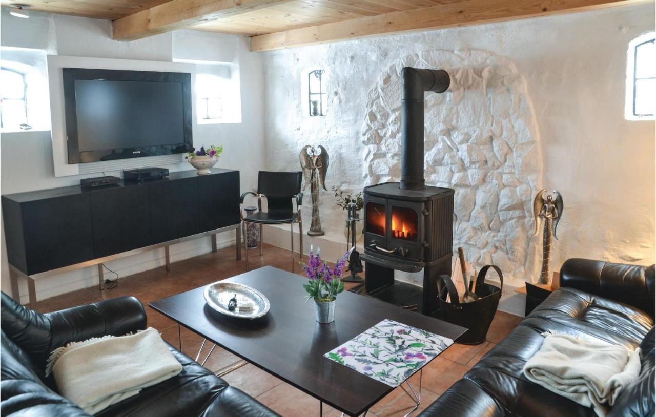 Lovely Home In Give With House A Panoramic View Exterior foto